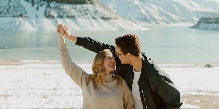 taylor-osso-and-bode-bailey-s-wedding-website-the-knot