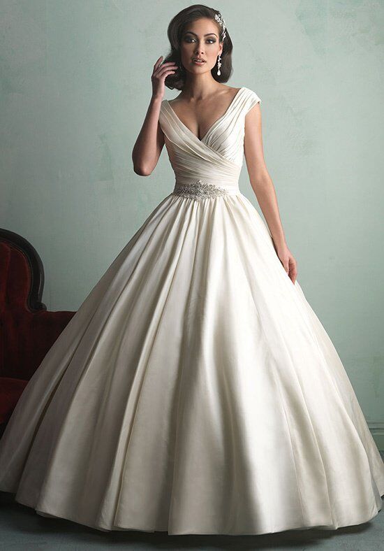 jackie o inspired wedding dress