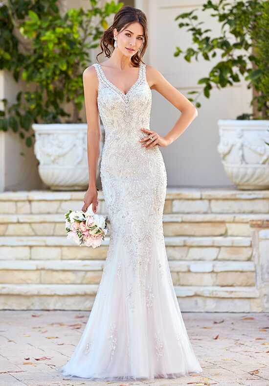 Court Train Wedding Dresses