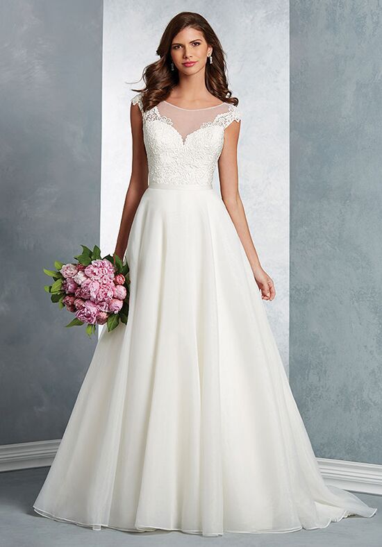  Alfred  Angelo  Signature Bridal  Collection 2626 Wedding  