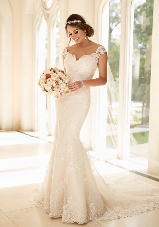 Stella York 25 Wedding Dress - The Knot