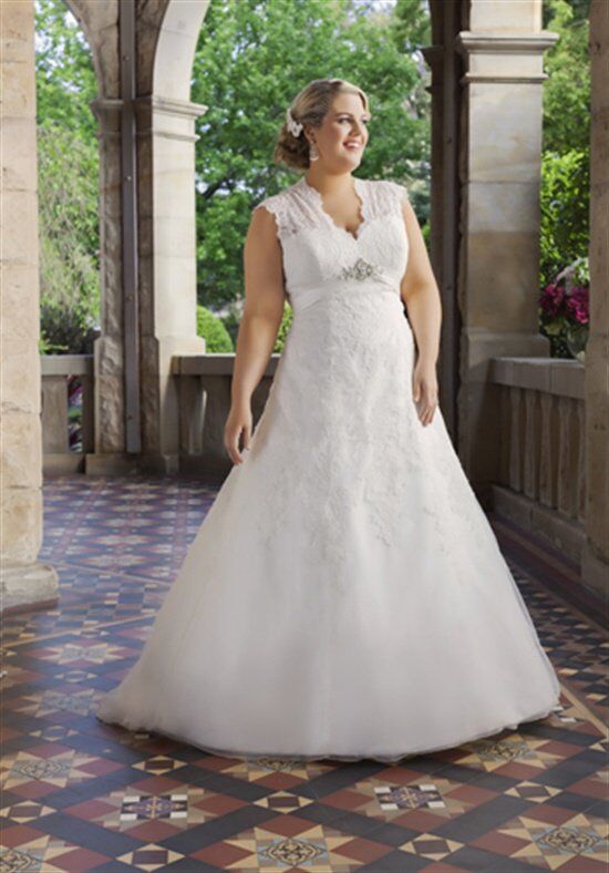 Roz la Kelin - Glamour plus Collection Beatrix - 5632T Wedding Dress ...