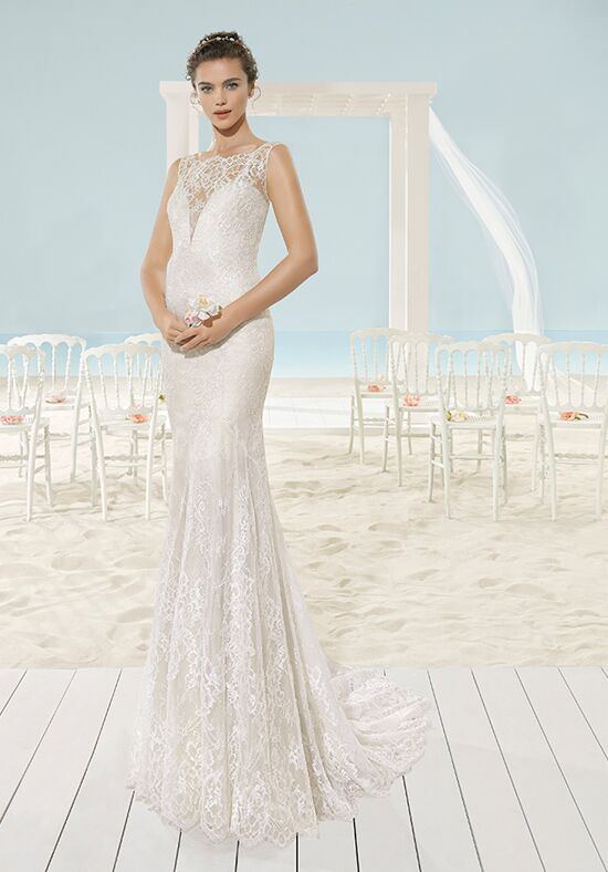 Aire Beach  Wedding  Xant Wedding  Dress  The Knot 