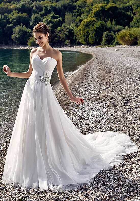 Asymmetrical Wedding Dresses