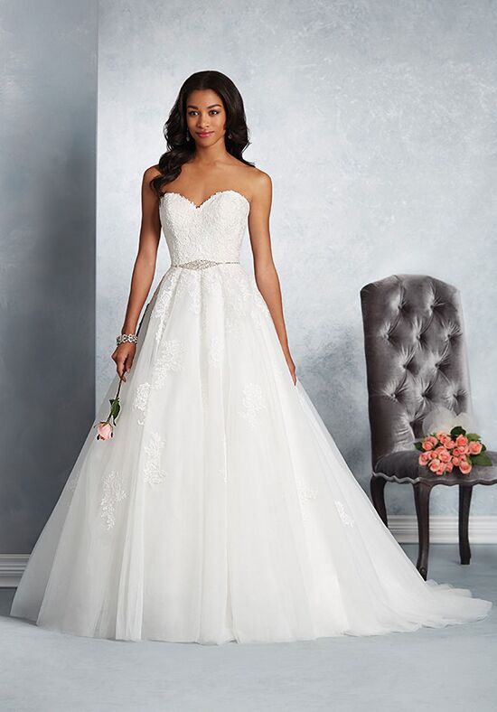  Alfred  Angelo  Signature Bridal  Collection 2626 Wedding  